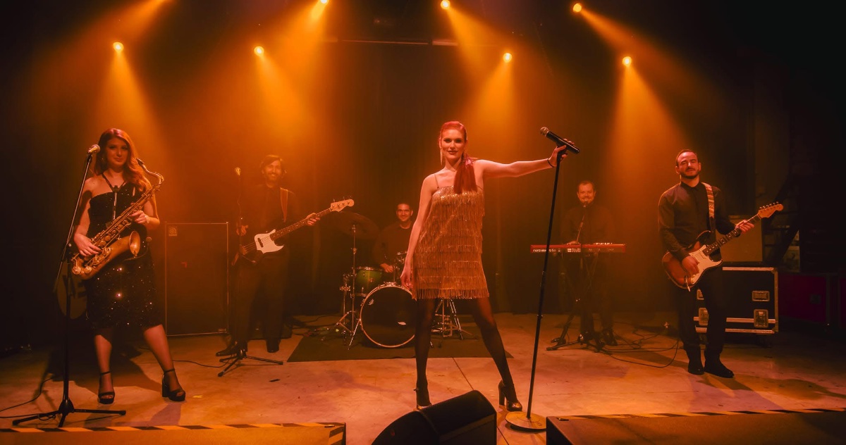 Glitter & Gold Party Band